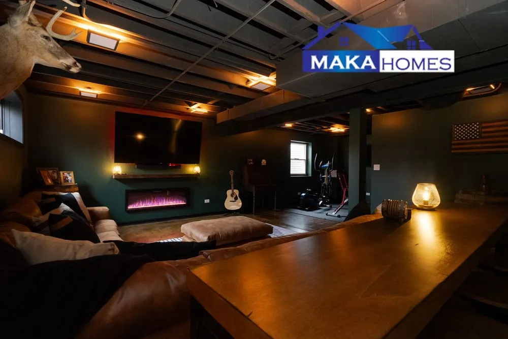 Slide of Maka Homes