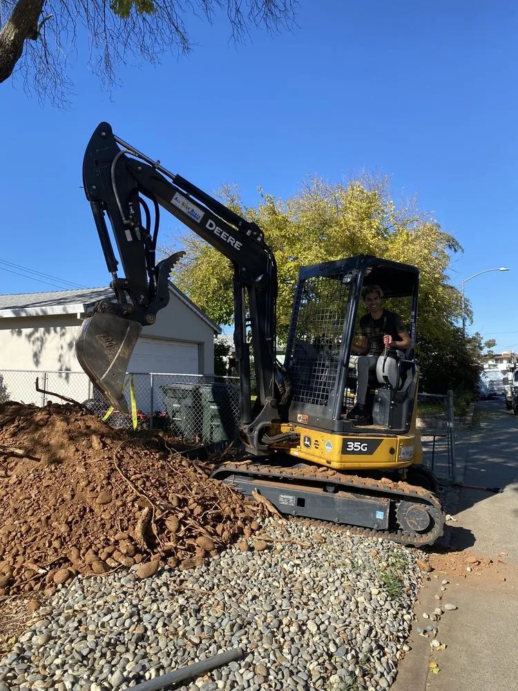 Slide of Mako Plumbing and Sewer