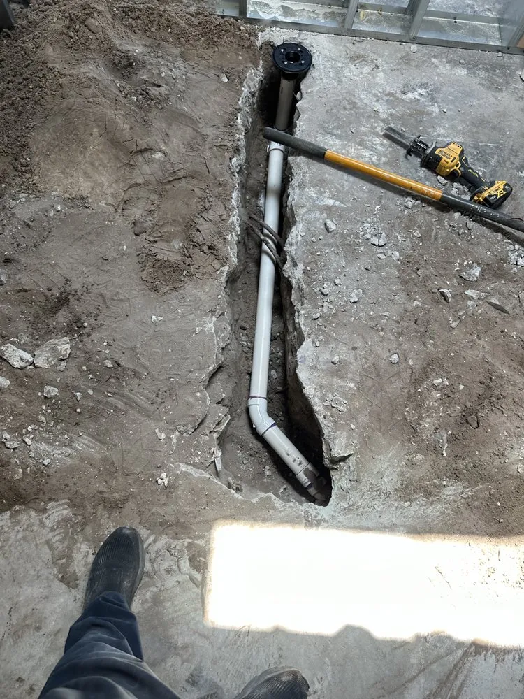 Slide of Mako Plumbing