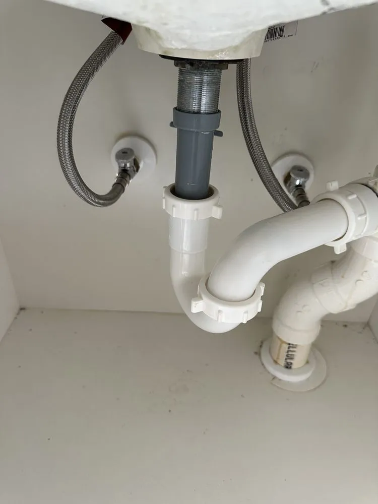 Slide of Mako Plumbing