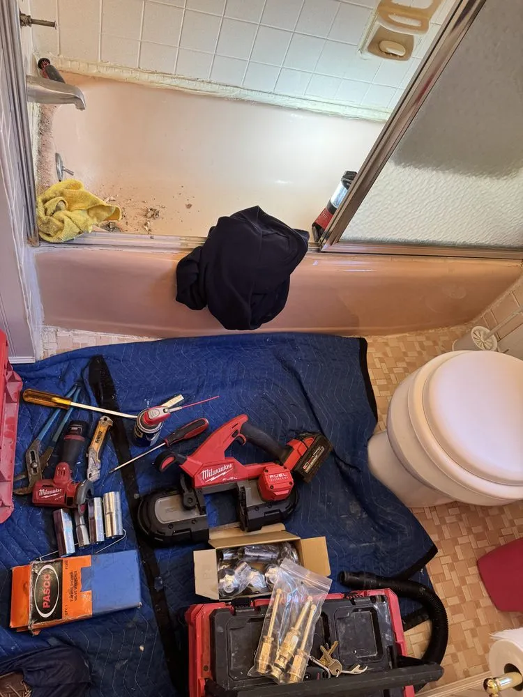 Emergency plumbing repair for homes in Newark, NJ by Maldonado Plumbing