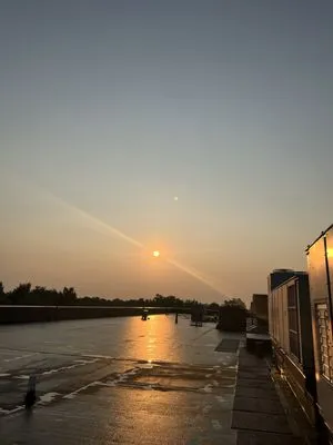 Maleks heating and cooling Logo