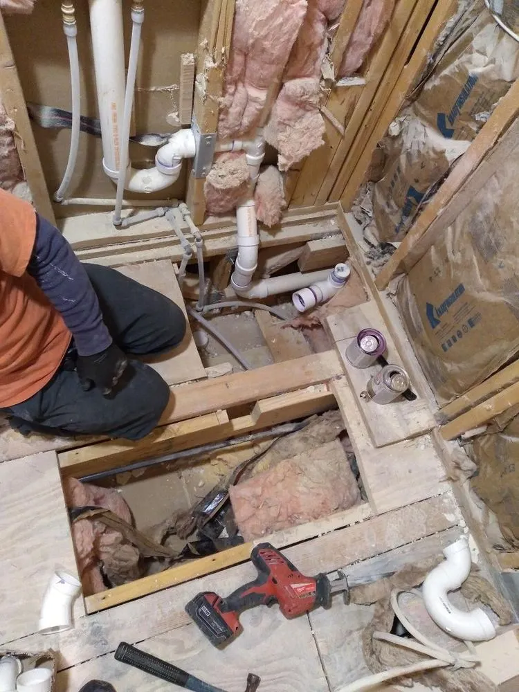 Slide of Mammoth Plumbing - Houston's Emergency Plumbers