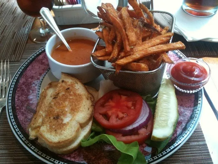 Slide of Mannon Handyman Services