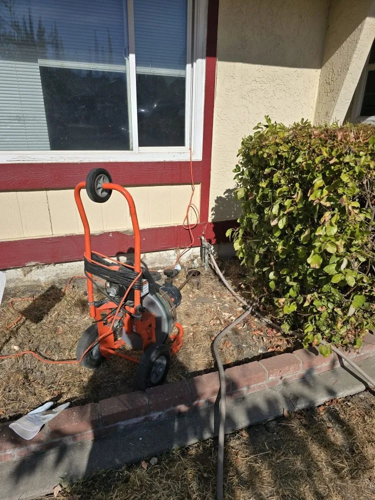 Slide of Manny Handyman Services