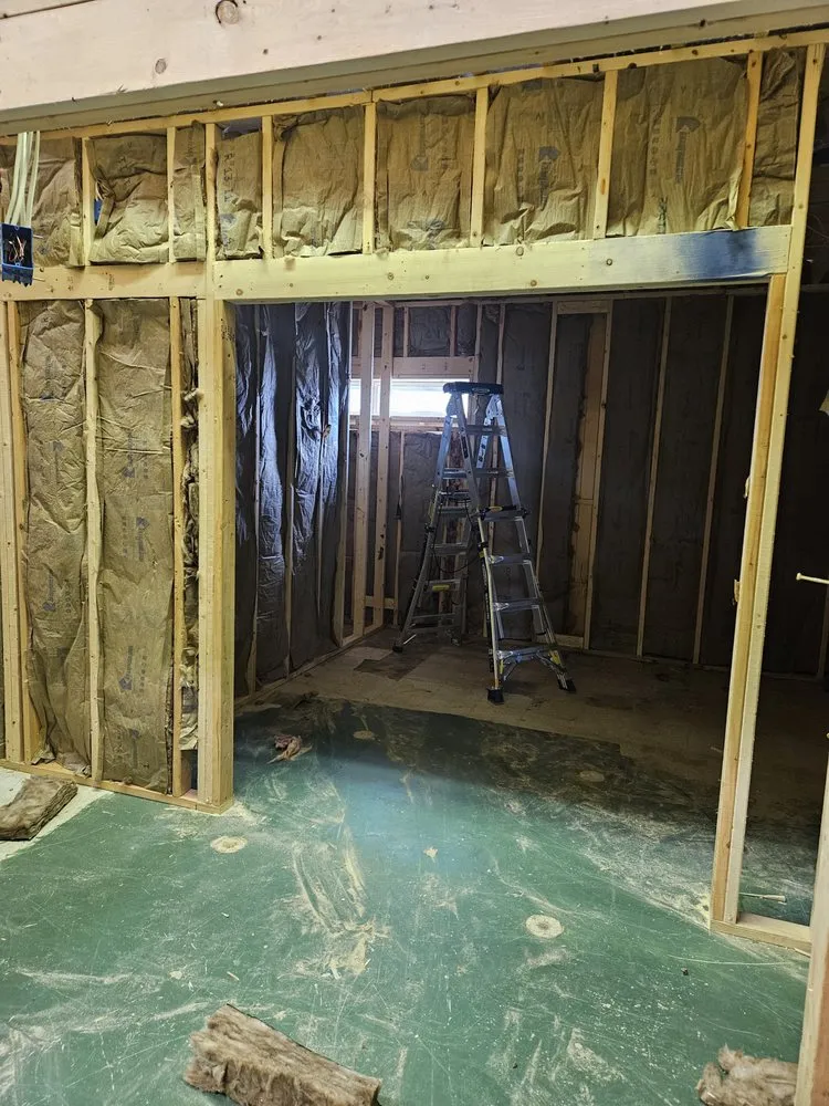 Slide of Manny the Handyman