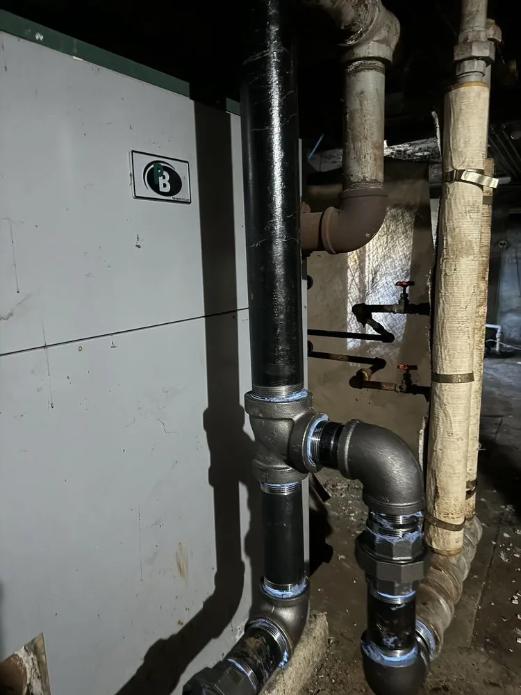 Slide of Manny's Building Maintenance And HVAC