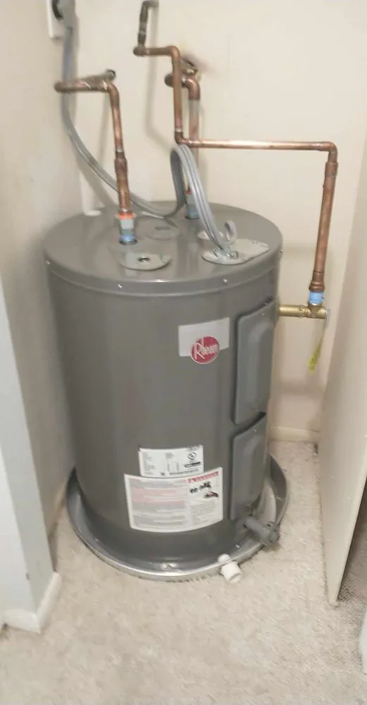 Slide of Manny's Handyman Service