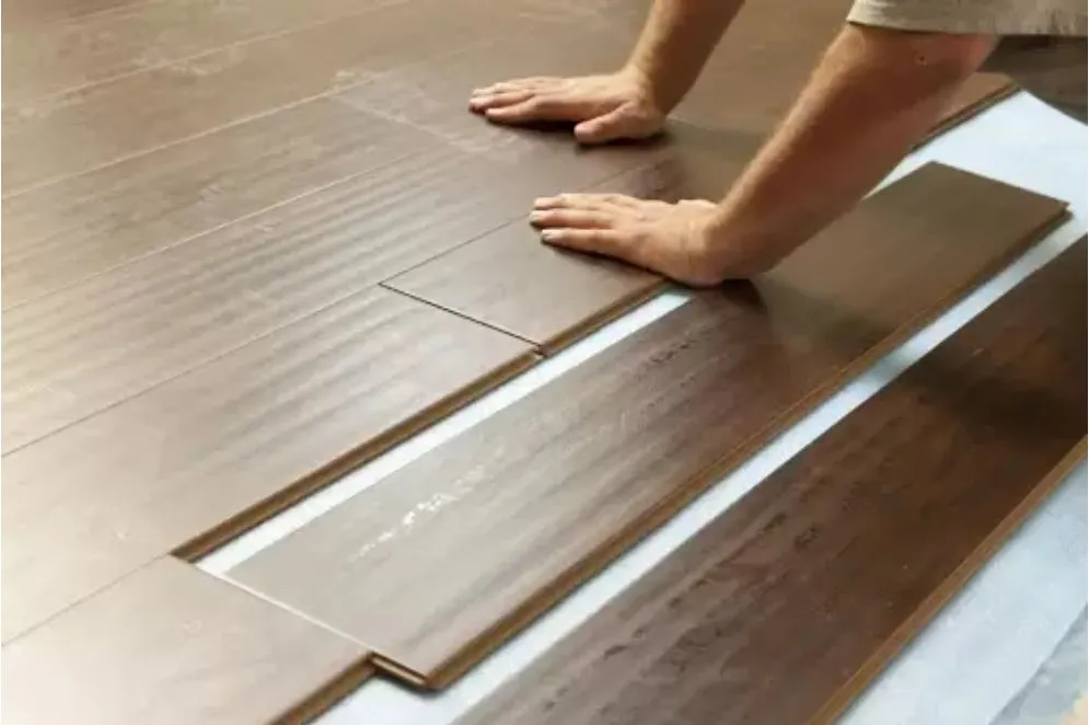 Slide of Manuel Handyman