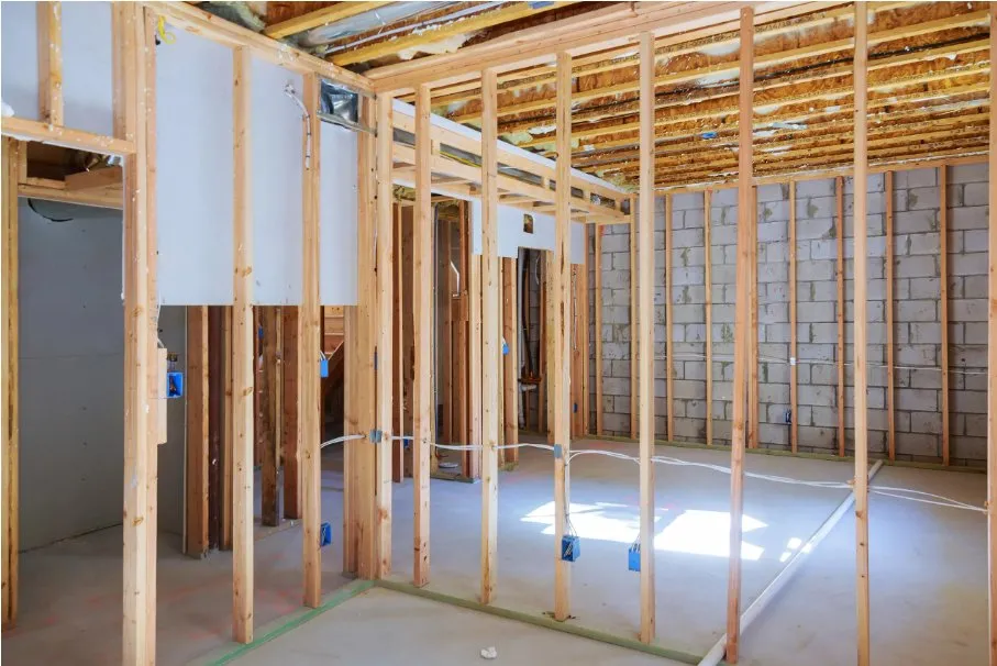 Slide of Manuel Handyman