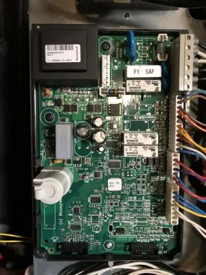 Marin Mechanical Logo