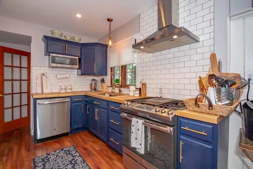 Slide of Marinello Carpentry