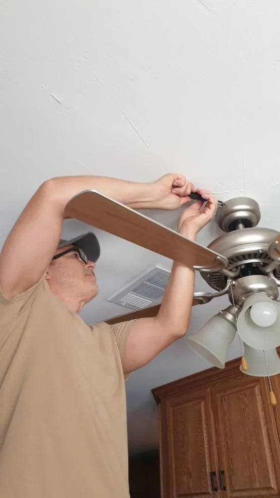 Slide of Marko Handyman