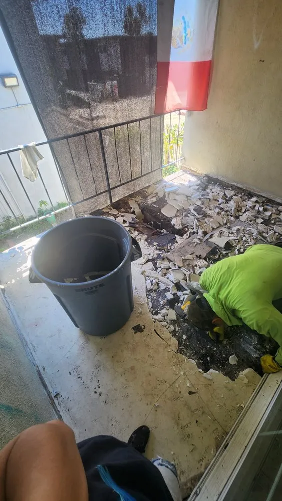 Slide of Mark's Handyman