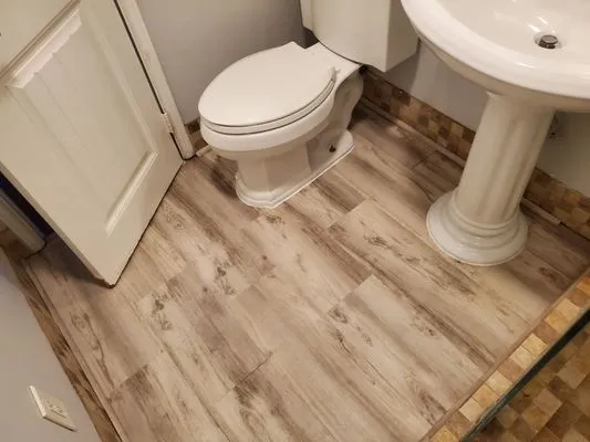 Marquez Maintenance & Repair Logo