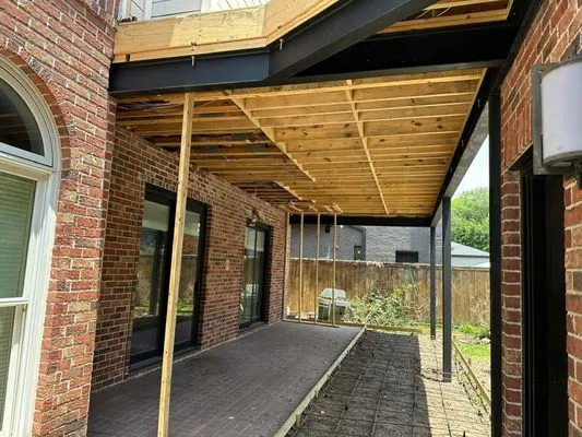 Martinez Remodeling Logo