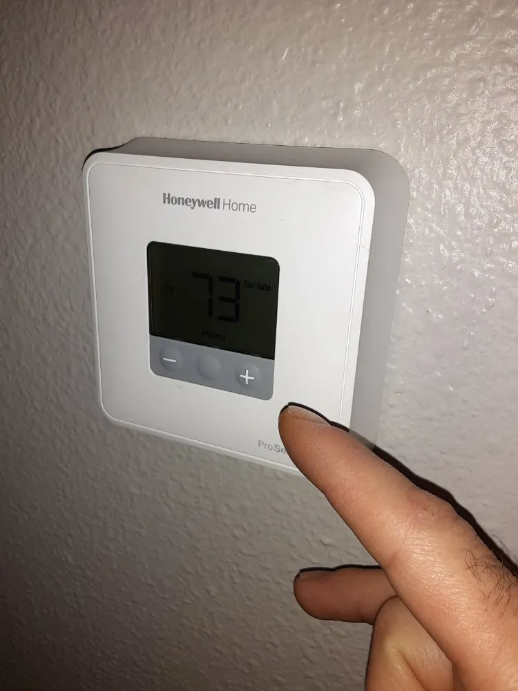 Slide of Martins Maintenance