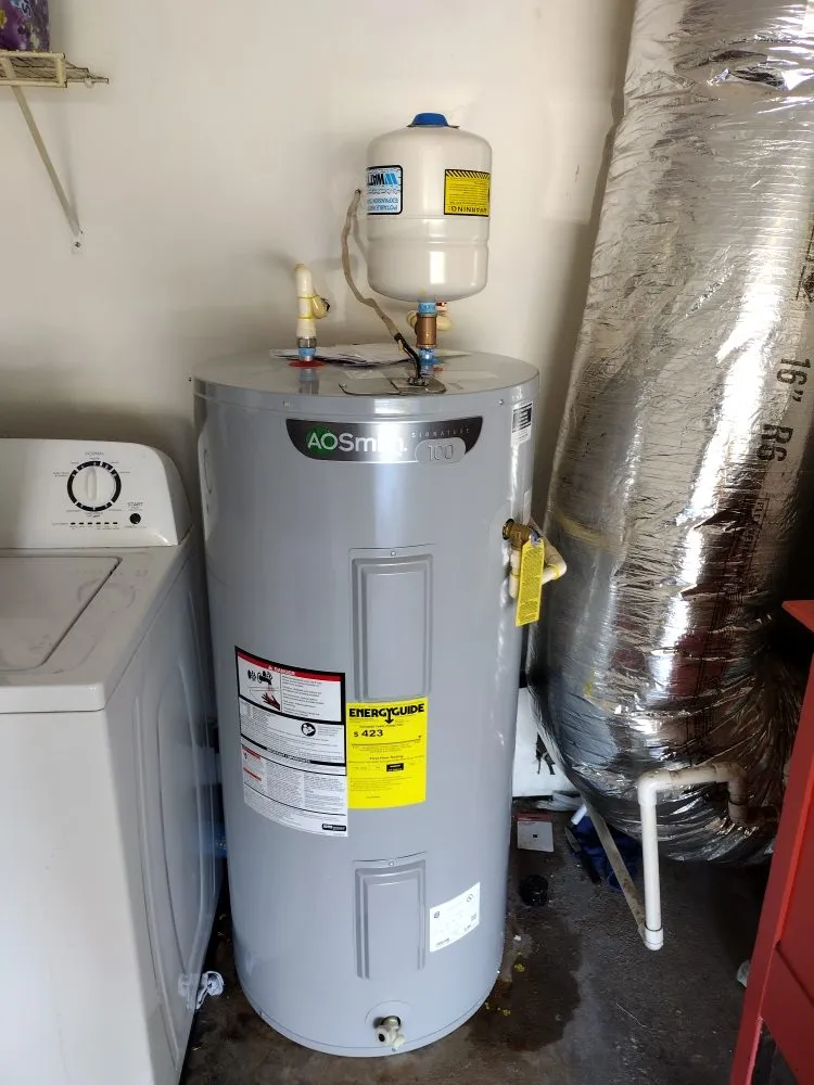 Slide of Maryea's Handyman Services and Painting