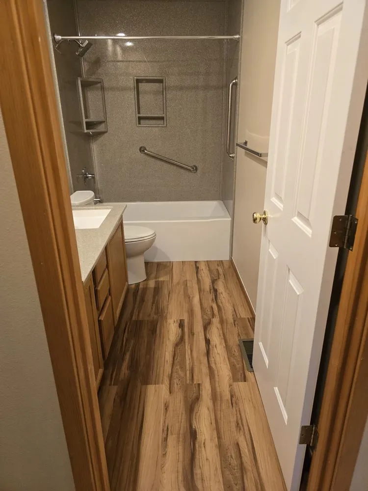 Slide of Master Bath