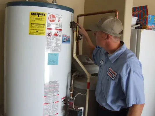 Master Plumbing Logo