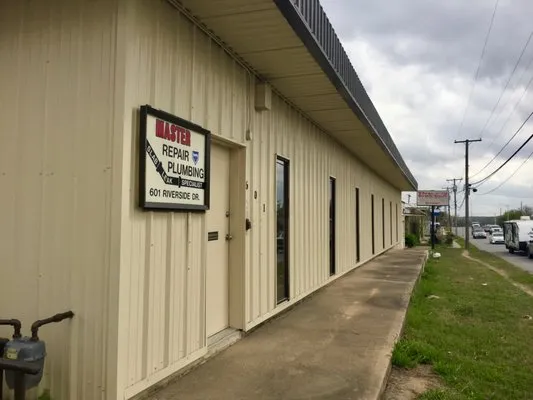 Master Repair Plumbing Logo