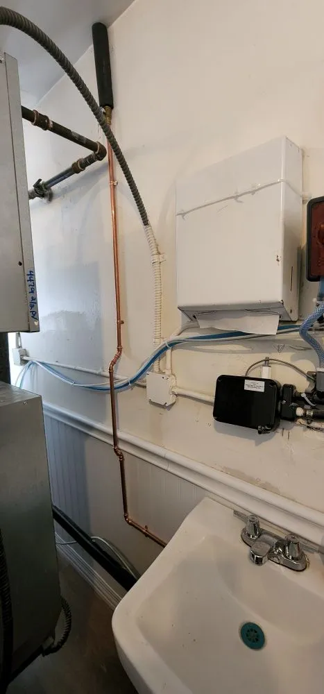 Slide of Master-Tech Plumbing