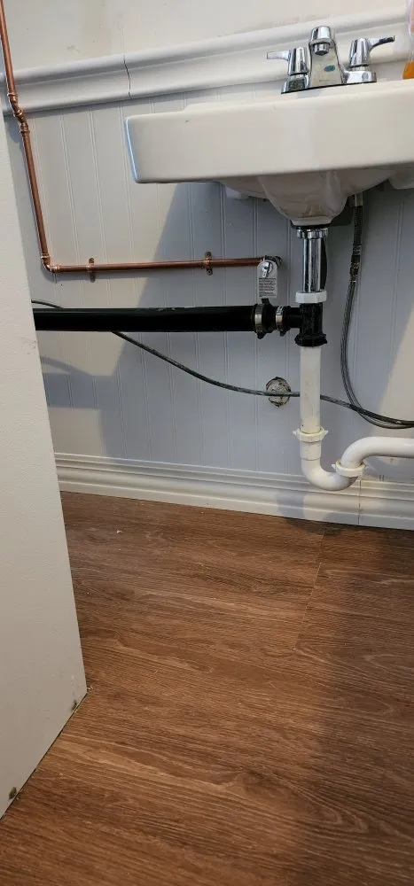 Slide of Master-Tech Plumbing
