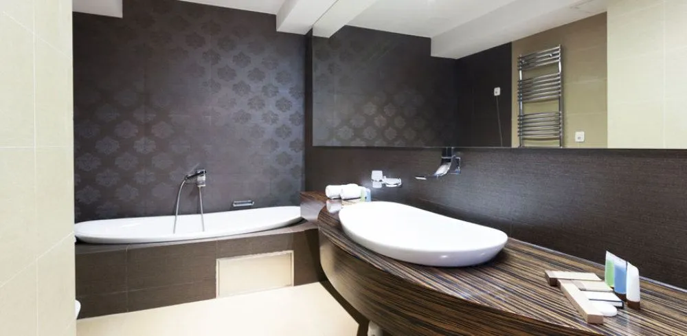 Slide of Master's Touch Plumbing