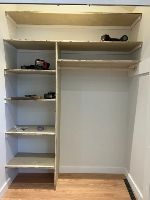 Slide of Mateo Gomez Handyman & Construction