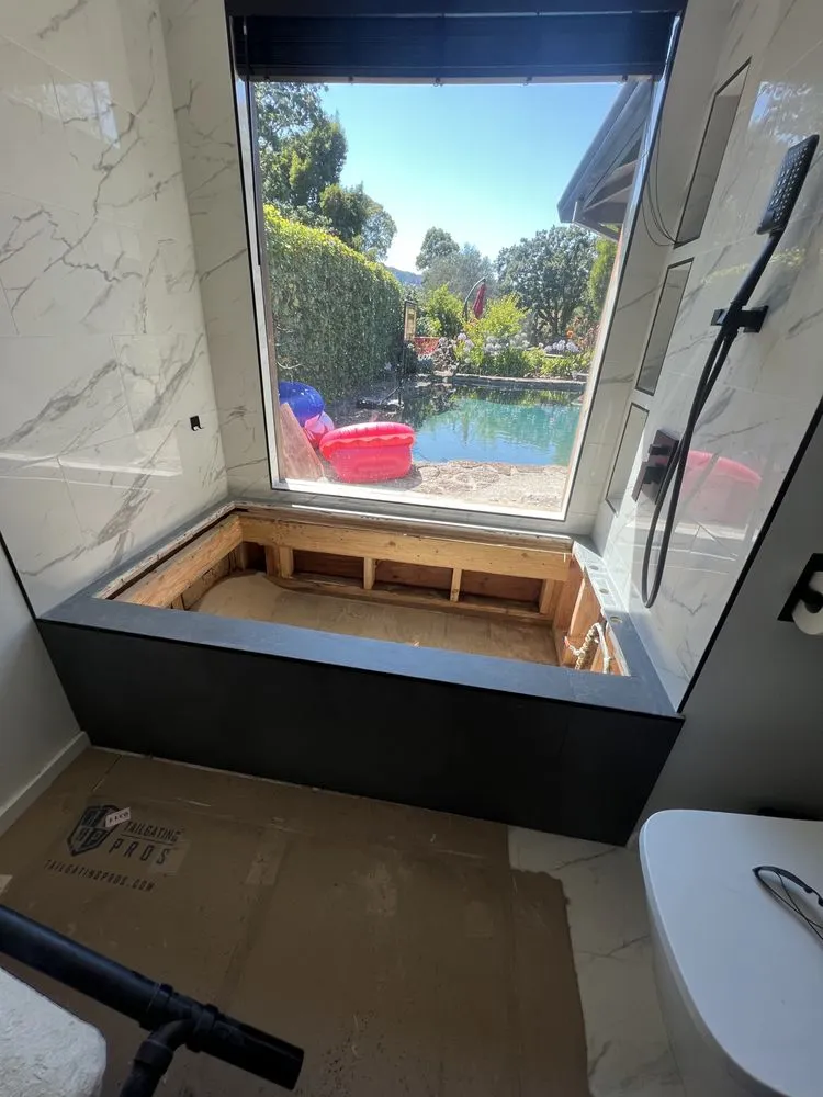 Slide of Mateo Gomez Handyman & Construction