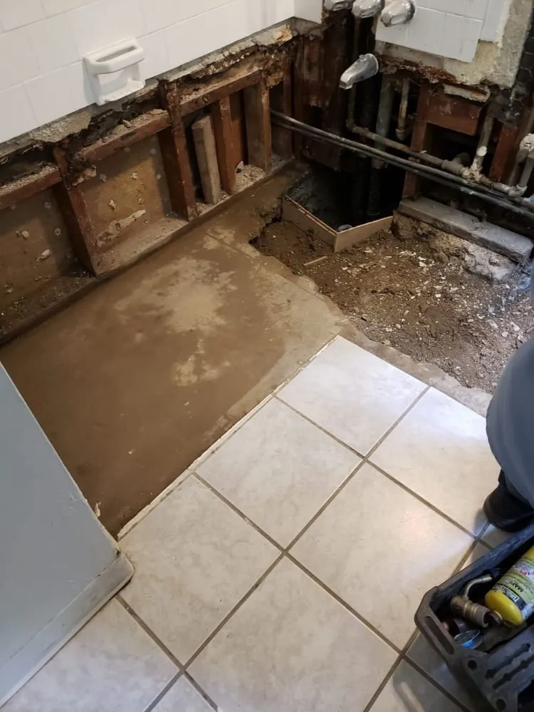 Slide of Mauro's Plumbing