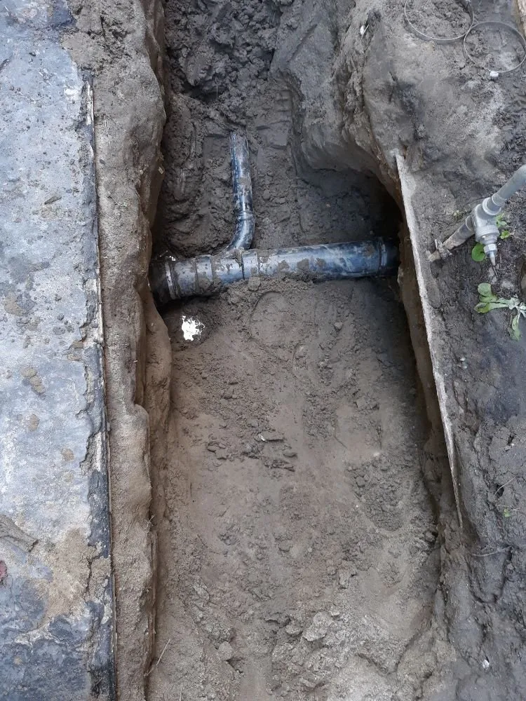 Slide of Mauro's Plumbing