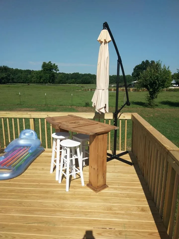 Slide of Maverick & Moore