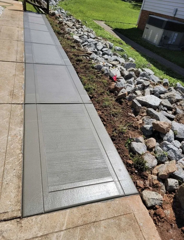 Slide of Mavericks Construction