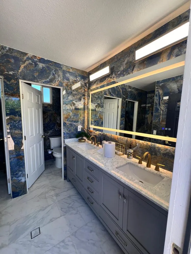 Slide of Mavericks Construction