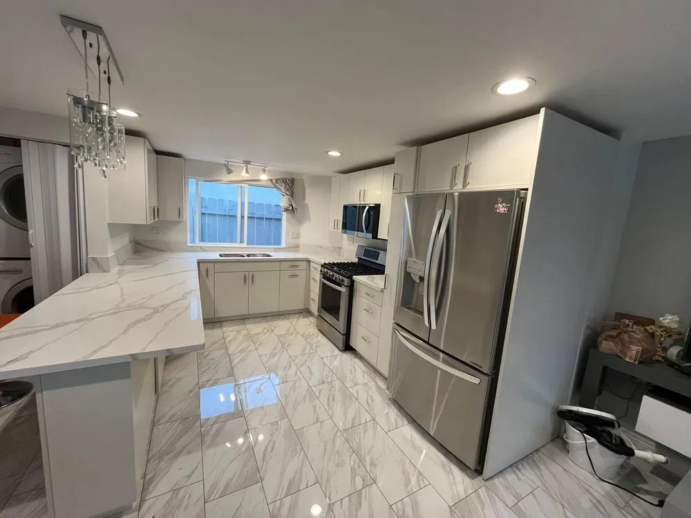 Slide of Mavericks Construction