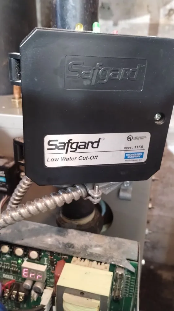 Slide of Maximo Heating, Cooling & Plumbing