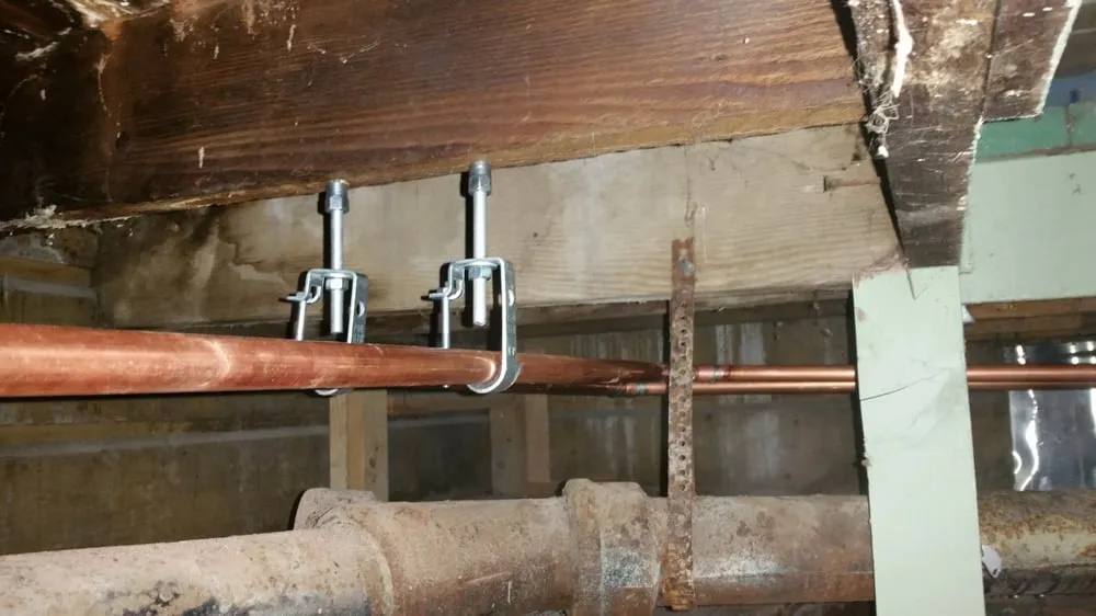 Emergency plumbing repair for homes in Redwood City, CA by Maximus Plumbing & Heating Services