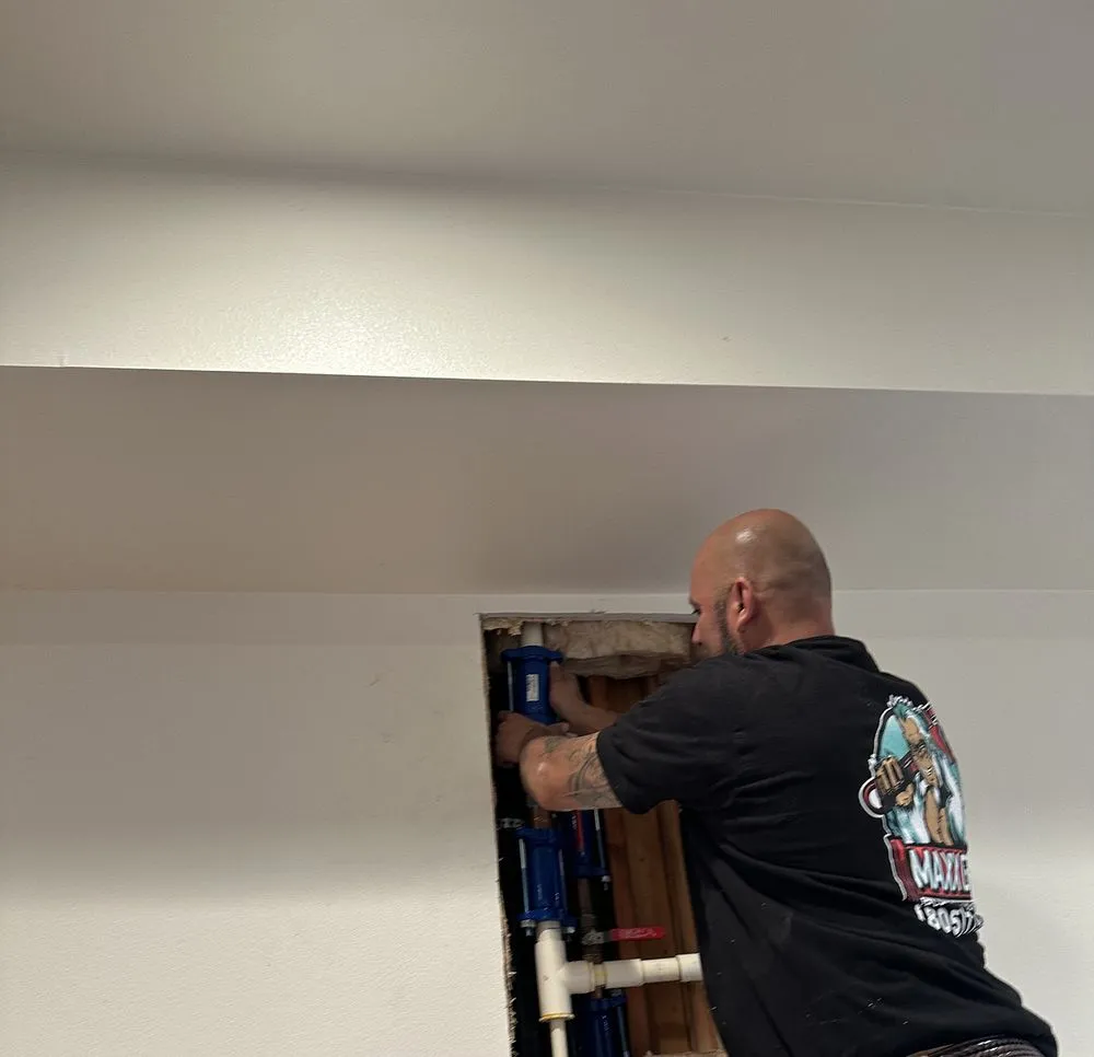 Slide of Maxx Grip Plumbing & Sewer Service