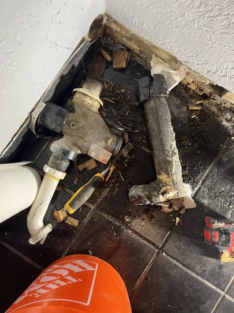 Slide of Maxx Grip Plumbing & Sewer Service