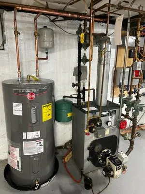 Maya Plumbing & Heating Logo