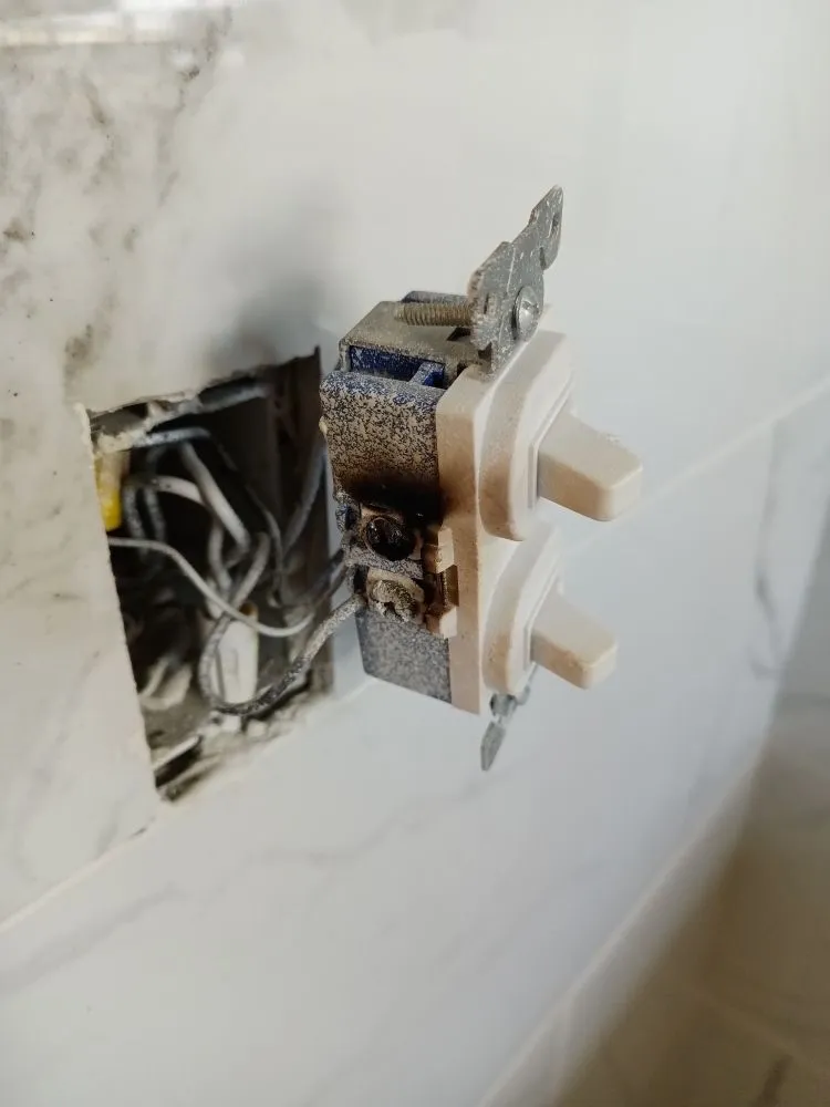 Slide of Mayen General Construction