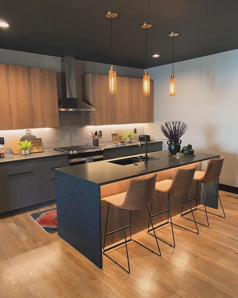 Slide of MC Kitchen & Renovation