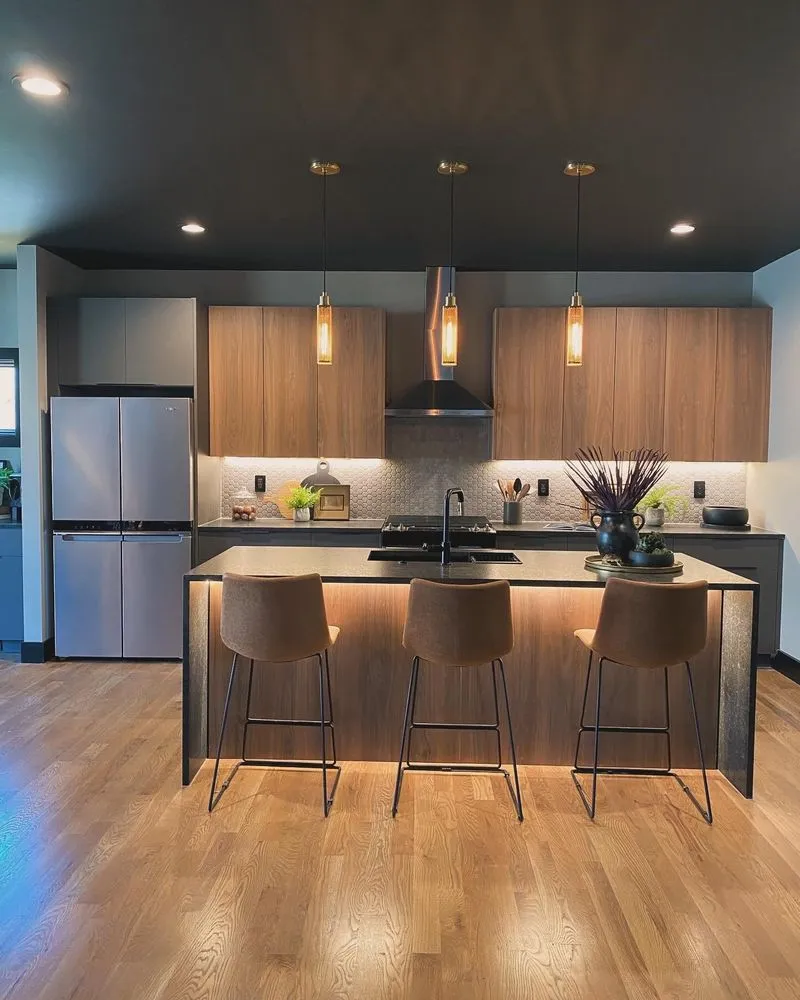 Slide of MC Kitchen & Renovation