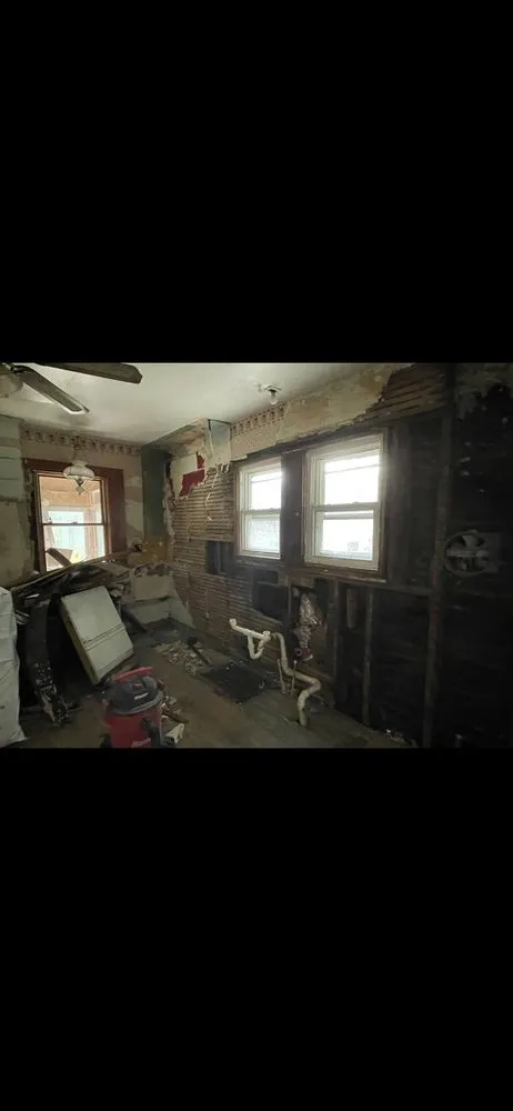 Emergency plumbing repair in Cleveland, OH by McCulloughs Men