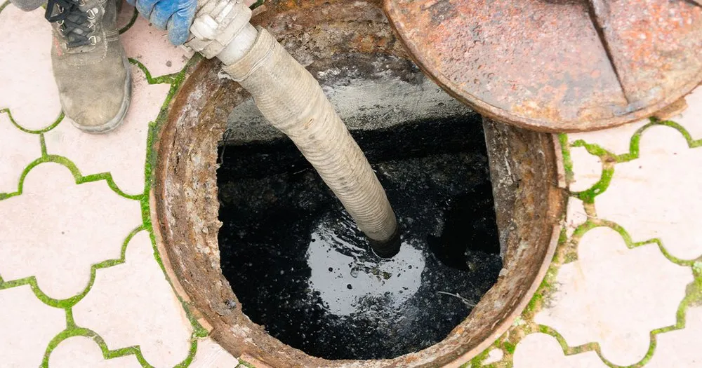 Slide of McIndy Plumbing & Drains Service