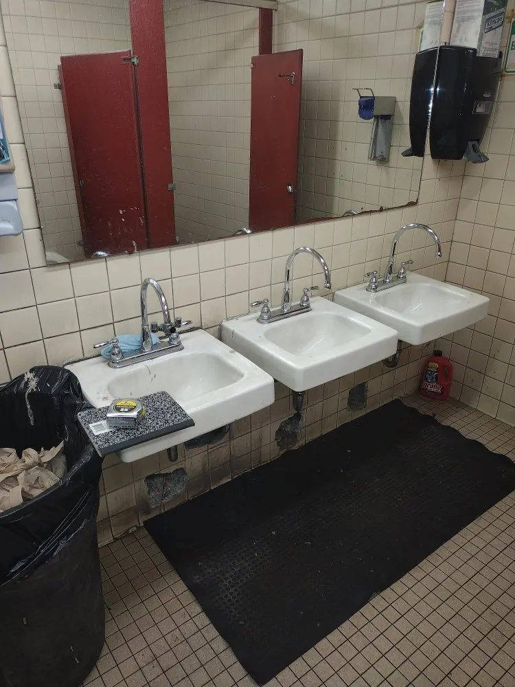 Slide of McIntosh Plumbing