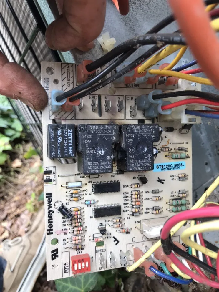 Quality leak detection for homes in Slater-Marietta, SC by Mckenzie Handiwork