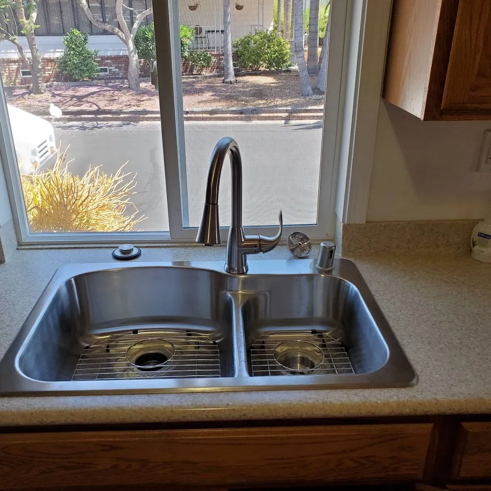 Slide of Mcluvin Plumbin