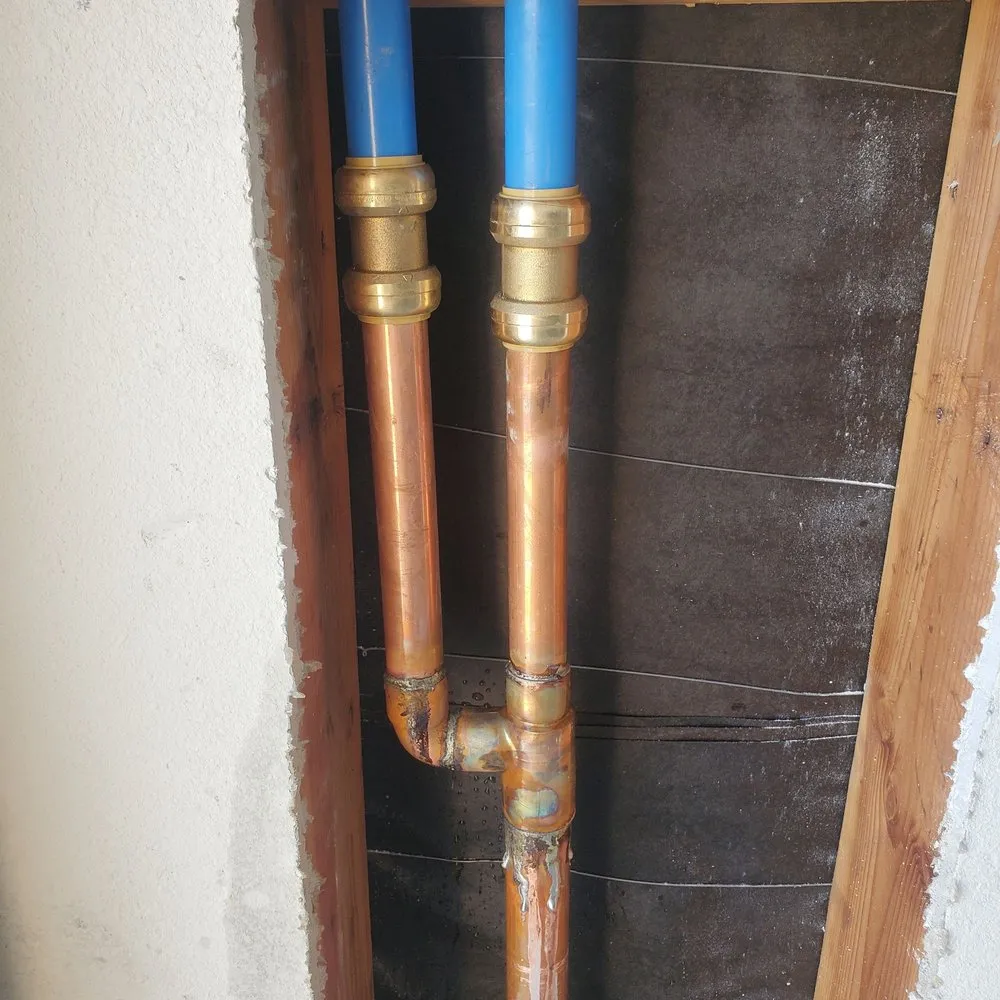 Slide of Mcluvin Plumbin